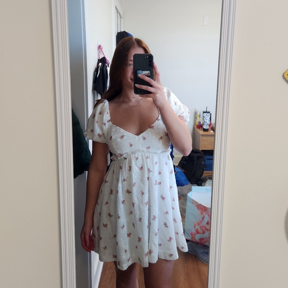 Altar'd State Dresses & Skirts - Altar'd State White Floral Mini Dress